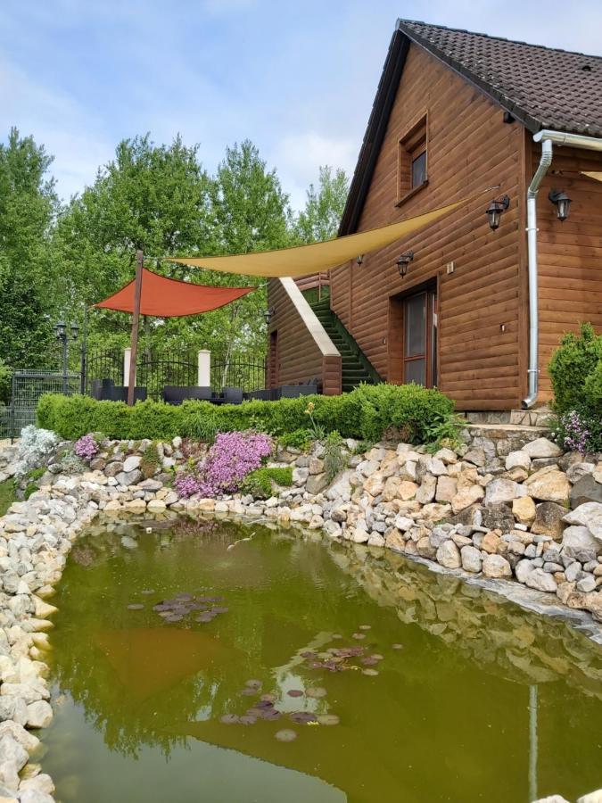 Kovacsszenaja Vendeghaz Villa Eksteriør billede